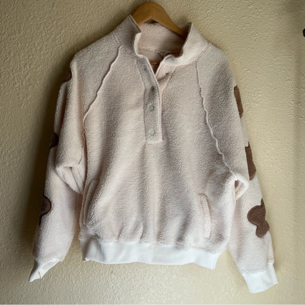 easel Plush Teddy Pullover Jacket in Light Pink with Brown Appliqués
